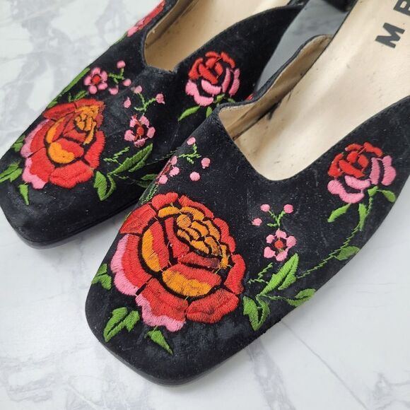 Vintage Y2K Asian Pattern Black Heels Shoes Size: 6.5US - Picture 3 of 8